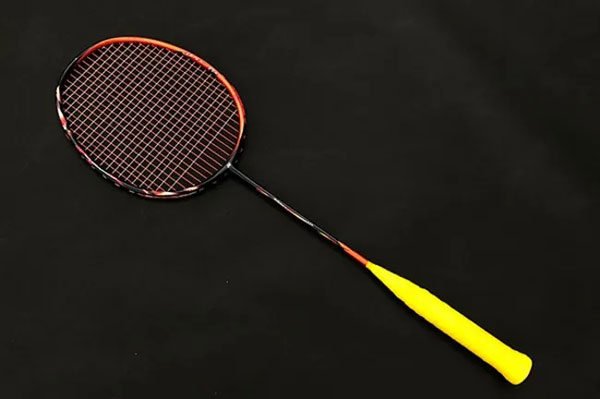 尤尼克斯yonex astrox 99